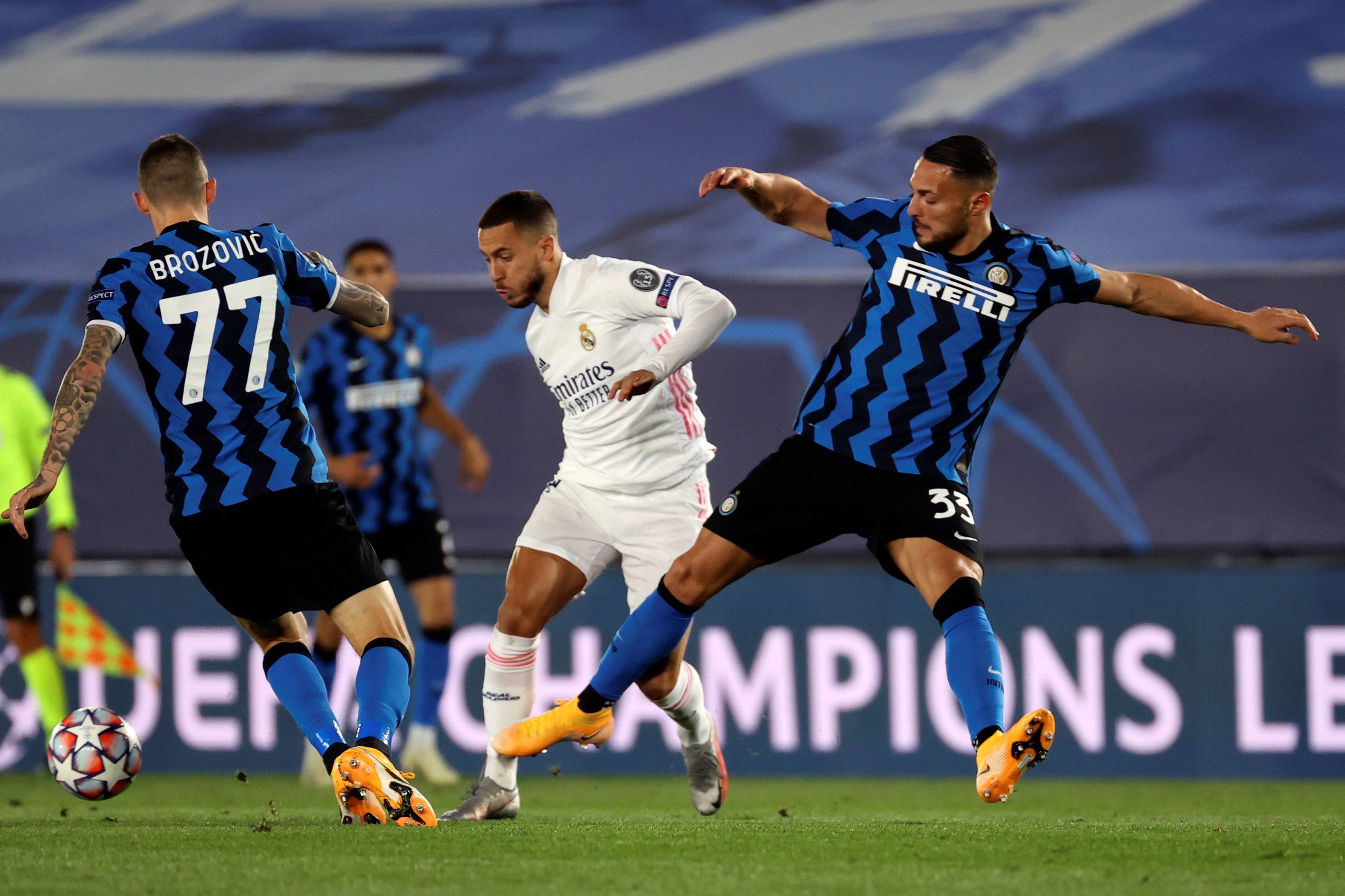 亚历山大 亚历山大