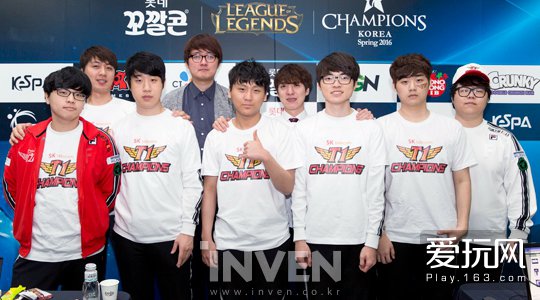 接球后内收 接球后内收